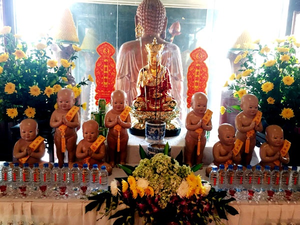Những ngôi chùa nổi tiếng về gửi vong thai nhi và cầu siêu ở Hà Nội