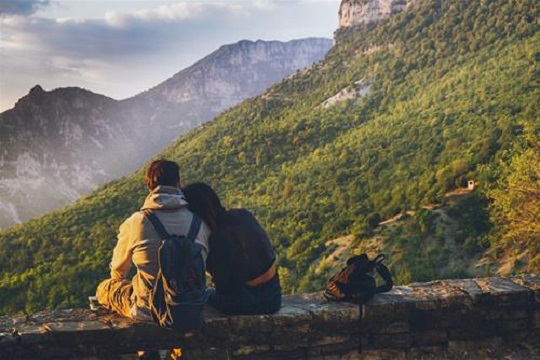 Đi tìm cung hoàng đạo nam thích bị nửa kia kiểm soát, càng nghiêm ngặt lại càng hài lòng