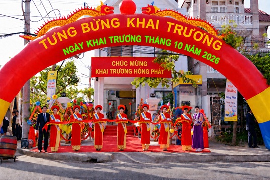 Chi tiết xem ngày khai trương tháng 10/2026 Bính Ngọ theo tuổi 12 con giáp
